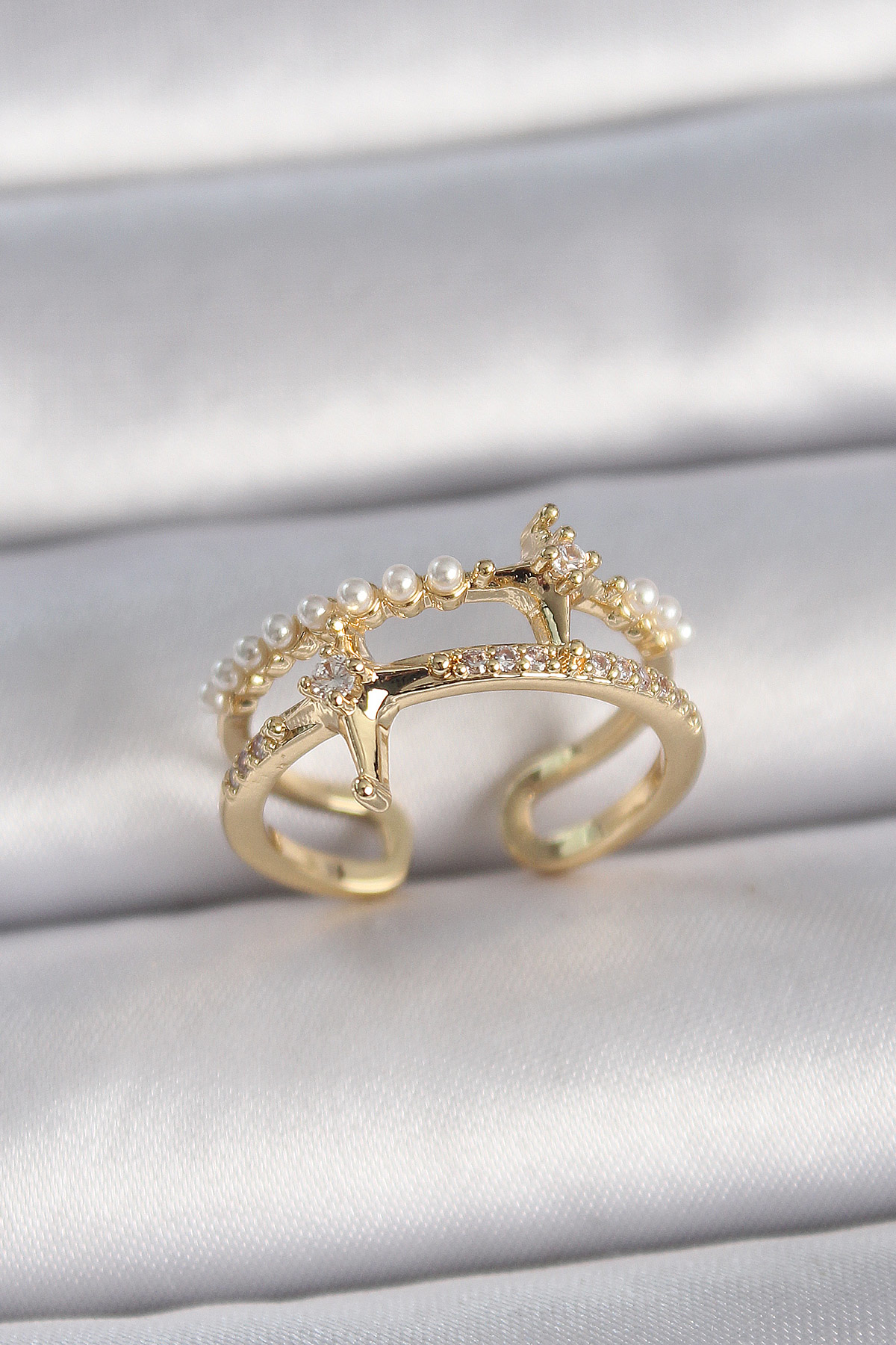 Pirinç Gold Renk Ayarlanabilir Zirkon Taşlı İncili Yıldız Model K