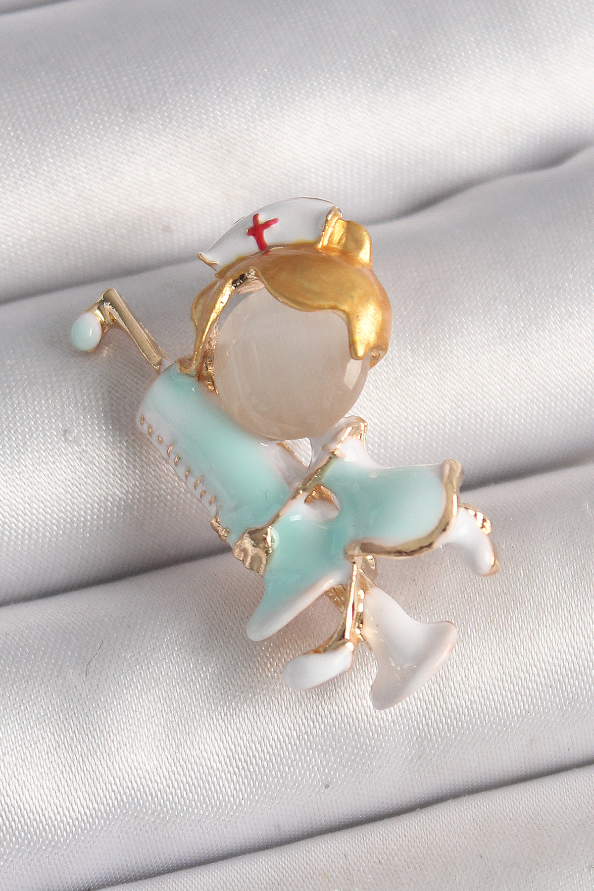 Stillove Pirinç Gold Renk Beyaz Mavi Renk Hemşire Model Şırınga Detay Kadı