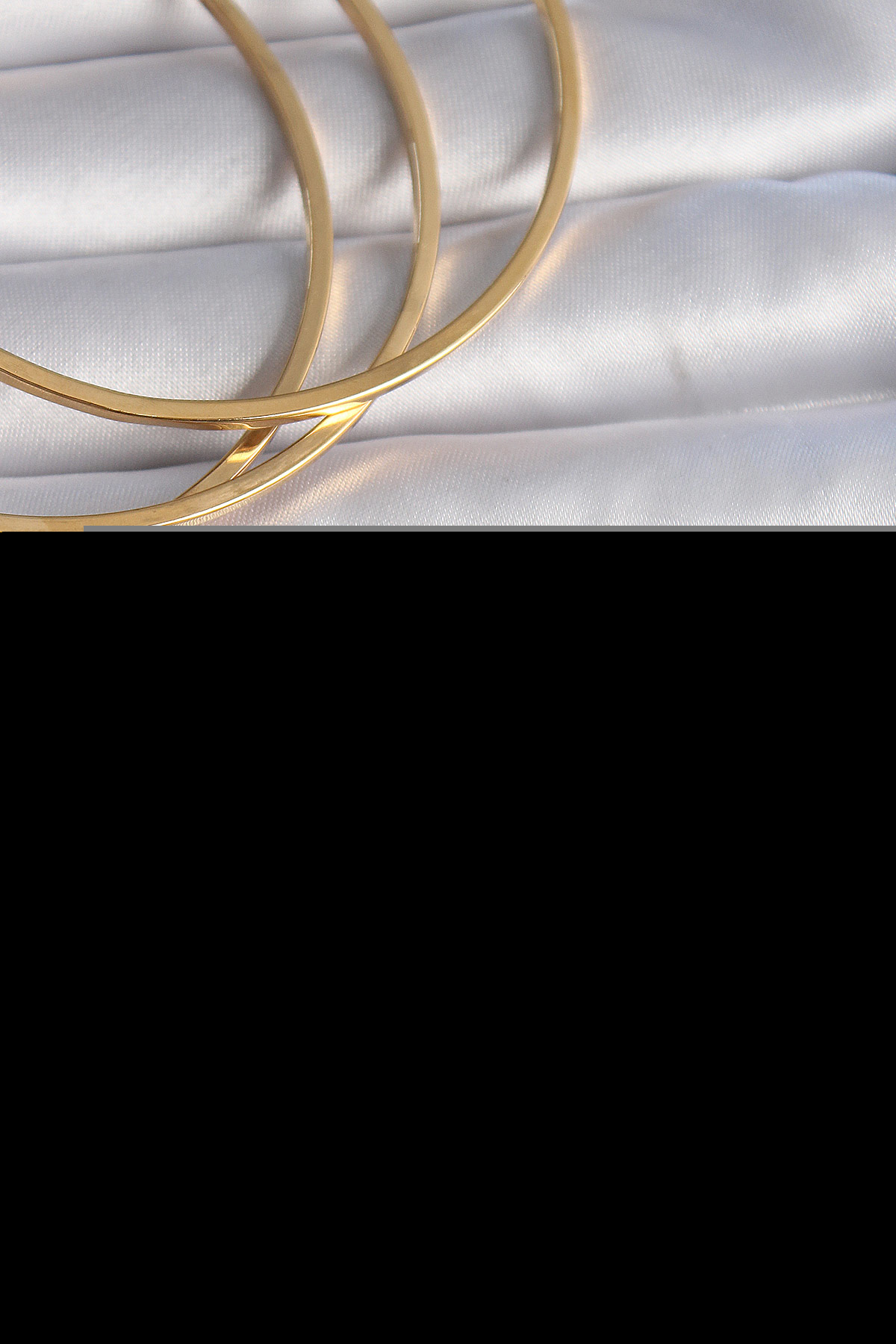 Pirinç Gold Renk Zirkon Taşlı Mikail Model Ajda Charm