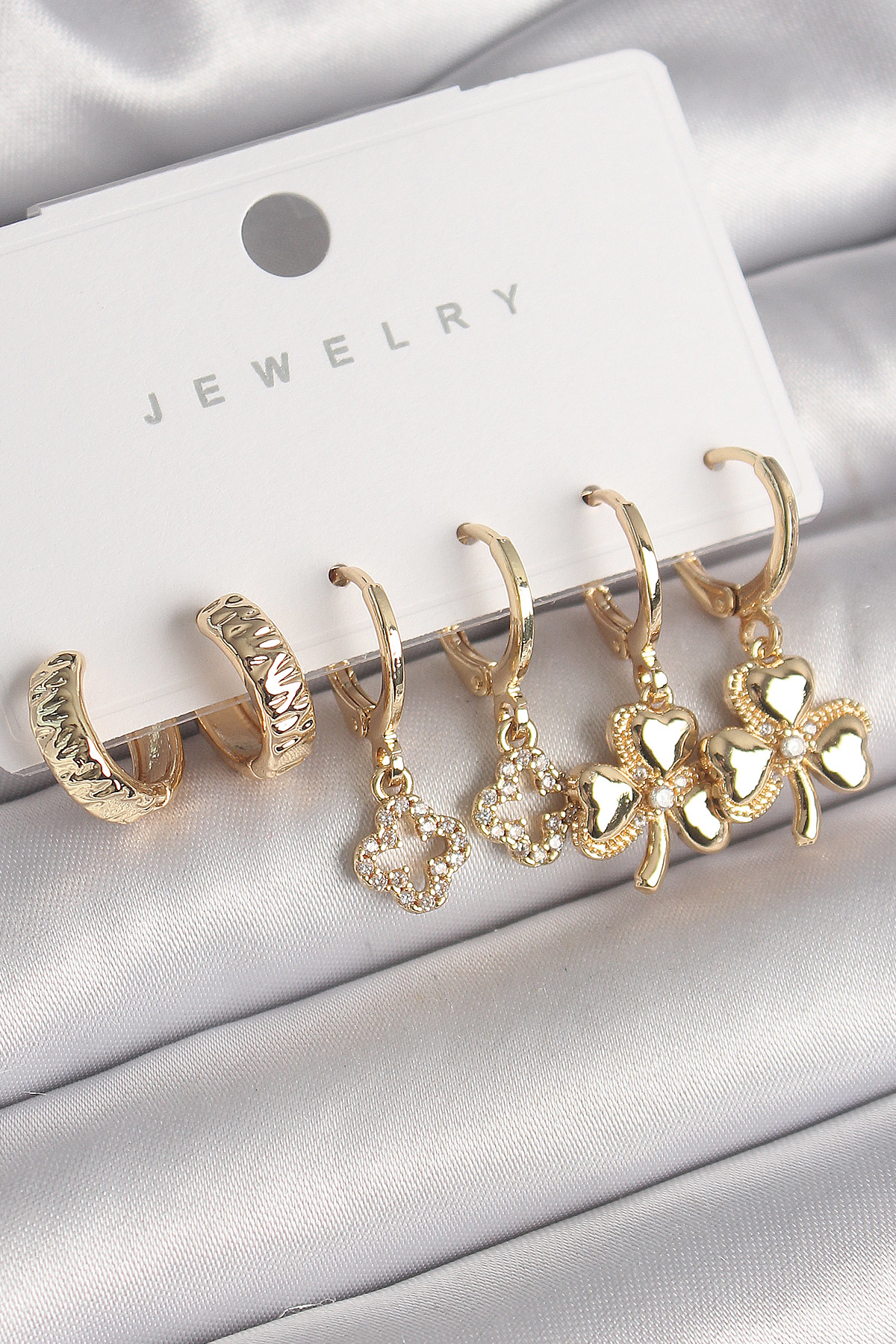 Pirinç Gold Renk Sallantı Zirkon Taşlı Yonca Model Kadın Küpe Set