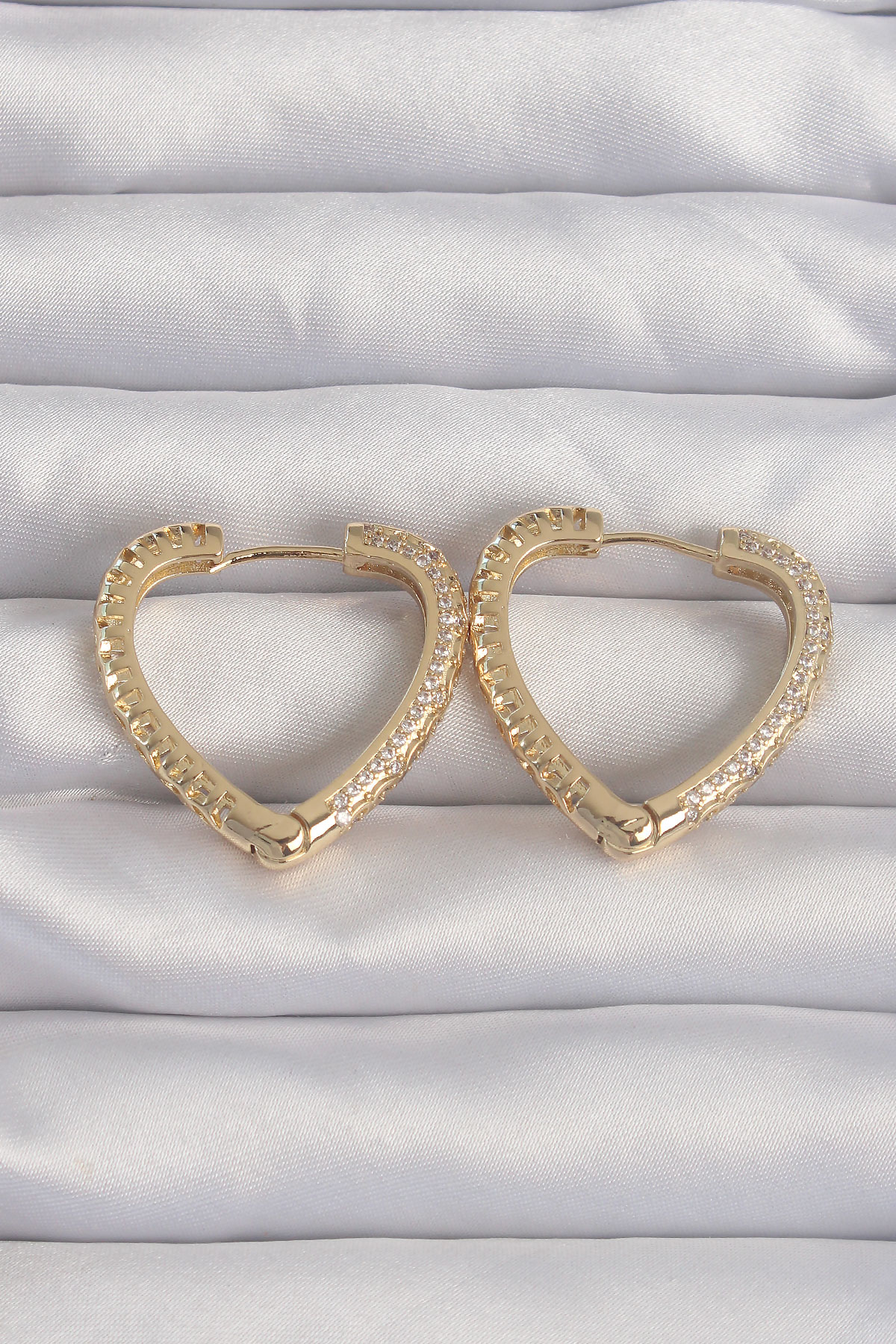 Pirinç Gold Renk Zirkon Taşlı Motifli Kalp Küpe SL8388