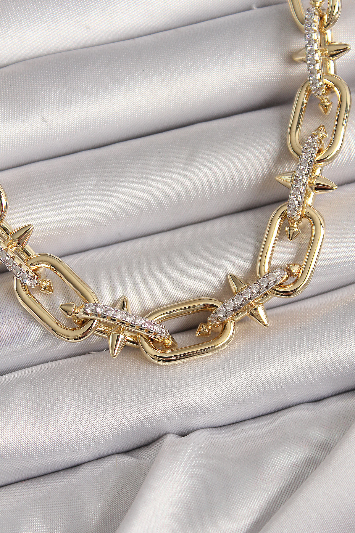 Pirinç Gold Renk Zirkon Taşlı Dikenli Halka Model VIP Exculusive