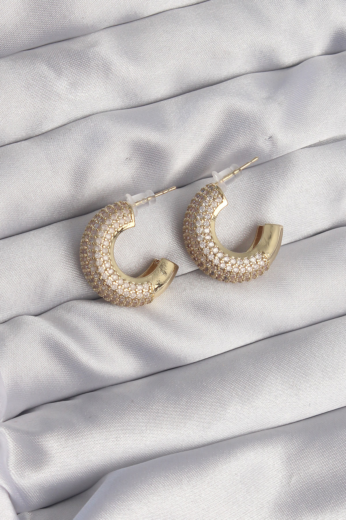 Pirinç Gold Renk Zirkon Taşlı Yarım Halka Küpe SL8161