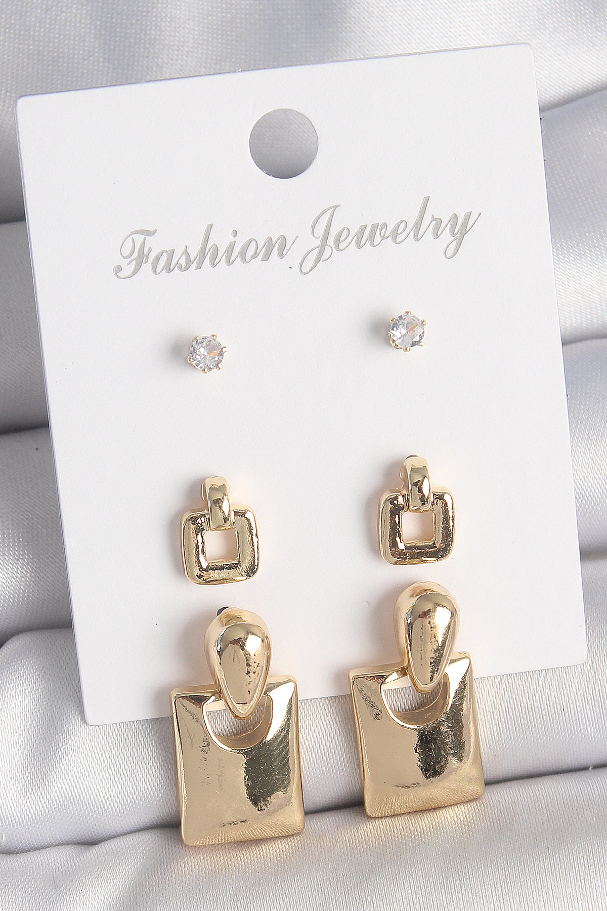 Stillove Pirinç Gold Renk Zirkon Taşlı Sallantılı Kare Model 3 Çift Kadın 