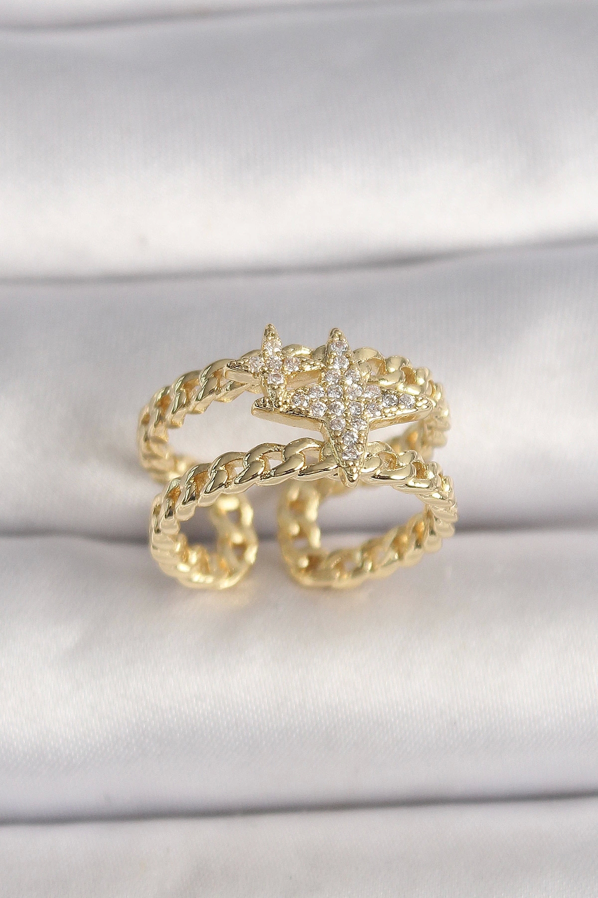 Butik Pirinç Gold Renk 2'Li Zincir Zirkon Taşlı Yıldız Figür Kadın Yüzü