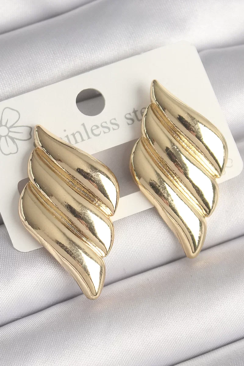 Pirinç Gold Renk 3 Sıralı Dalgalı Model Kadın Küpe - Lisinya