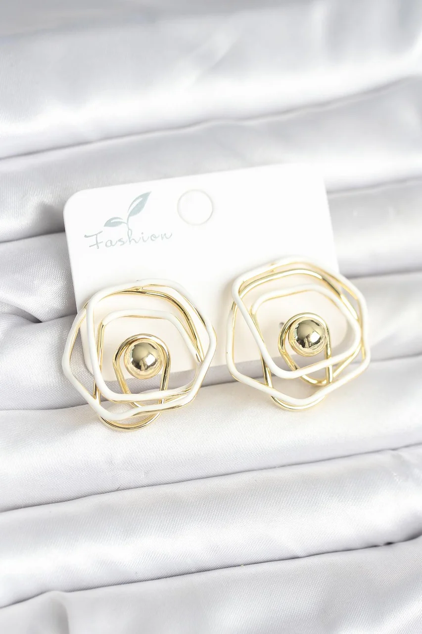 Pirinç Gold Renk Beyaz Mineli Geometrik Gül Model Kadın Küpe Tj-bkp11375 Diğer