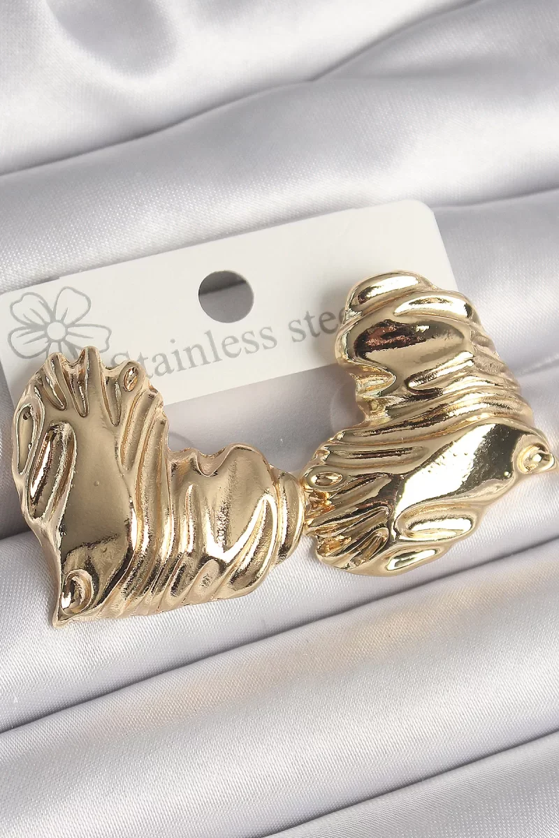 Pirinç Gold Renk İşlemeli Kalp Model Kadın Küpe - Lisinya