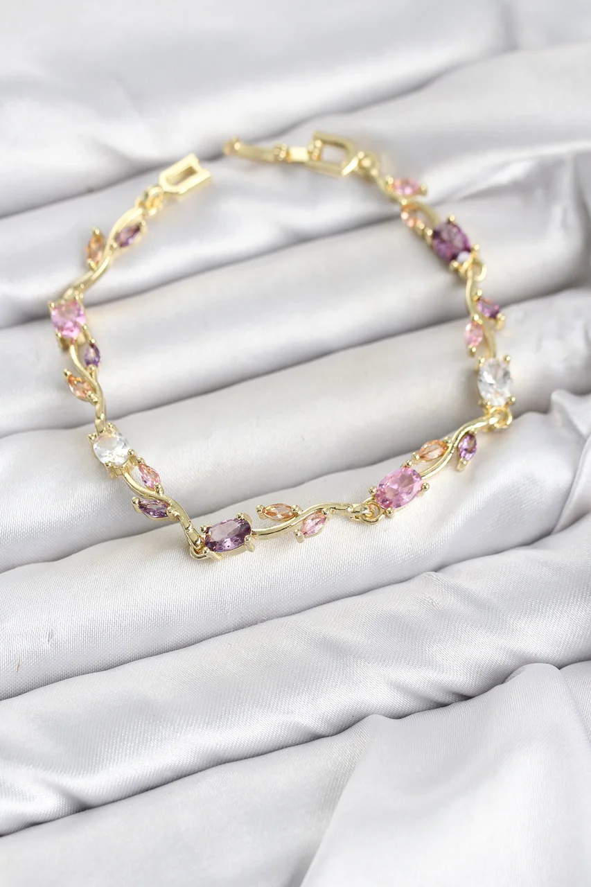 Pirinç Gold Renk Pembe Ve Mor Zirkon Taşlı Çiçek Model Kadın Bileklik - Lisinya Diğer