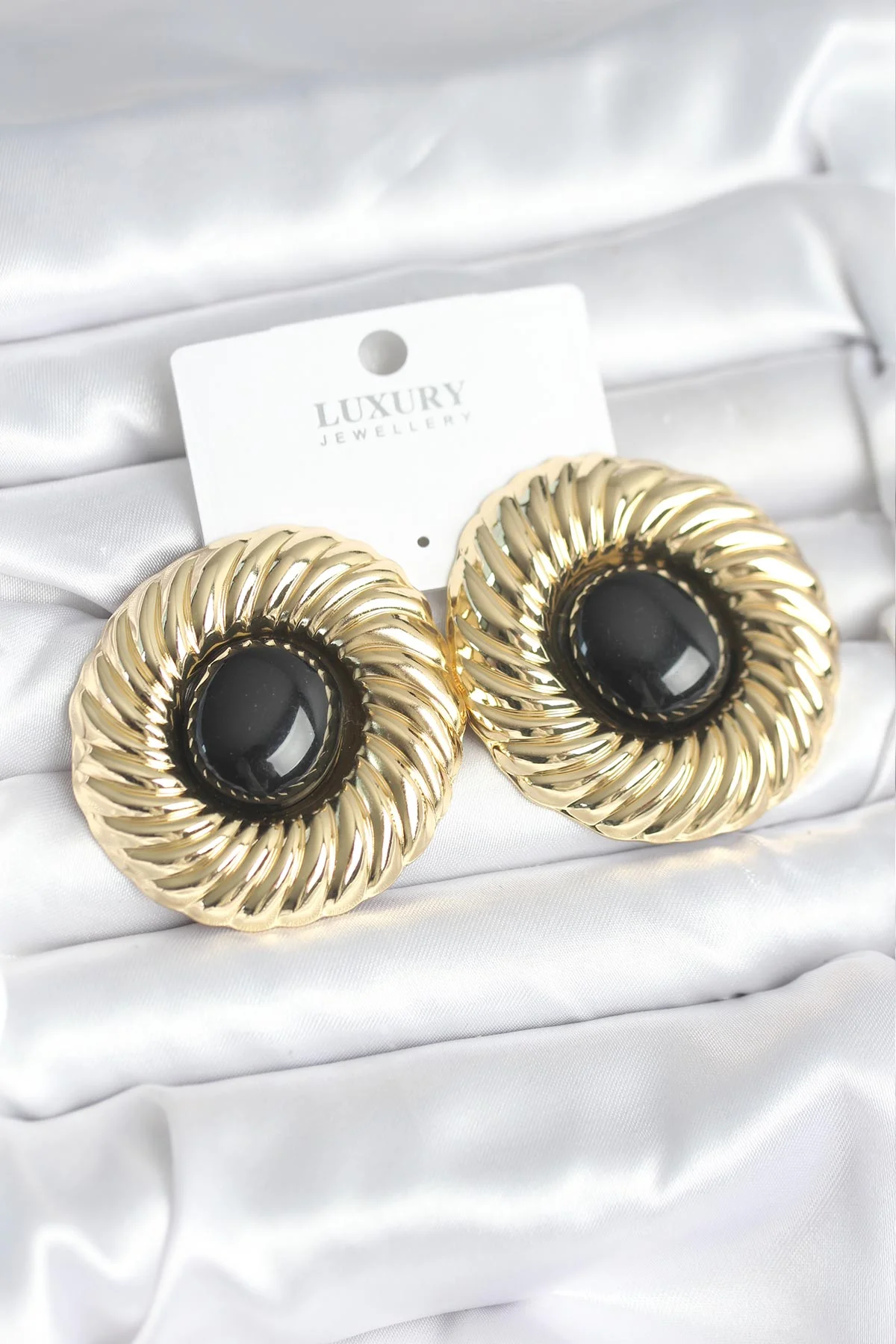 Pirinç Gold Renk Siyah Boncuklu Vintage Kadın Küpe -1492