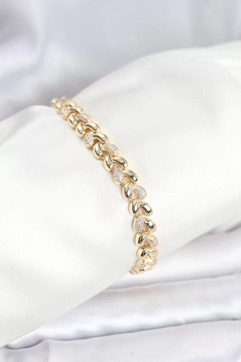 Pirinç Gold Renk VIP Seri Sarmal Damla Model Zirkon Taşlı Kadın Bileklik - Lisinya