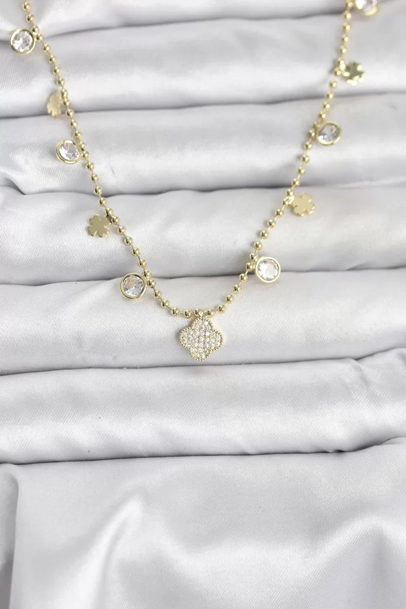 Pirinç Gold Renk Yonca Model Kadın Kolye - Lisinya