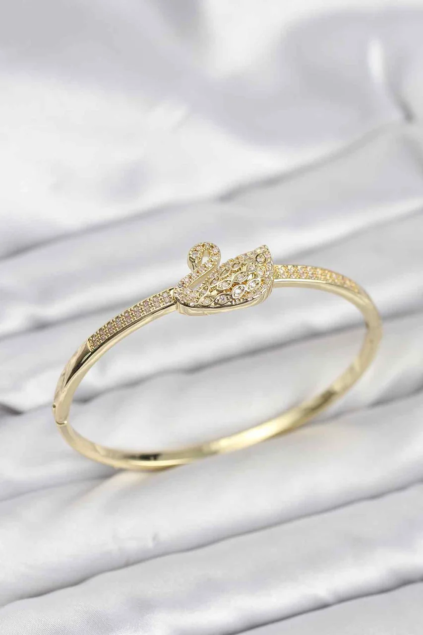 Pirinç Gold Renk Zirkon Taşlı Kuğu Model Kadın Kelepçe Bileklik - Lisinya Diğer