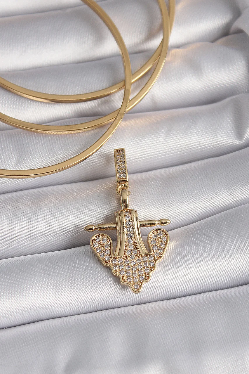 Pirinç Gold Renk Zirkon Taşlı Çapa Model Ajda Charm Tj-bc1000 Diğer