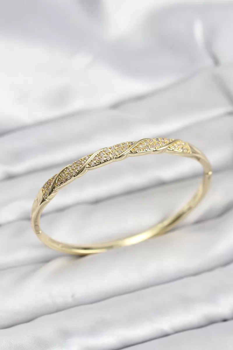 Pirinç Gold Renk Zirkon Taşlı Model Kadın Kelepçe Bileklik - Lisinya