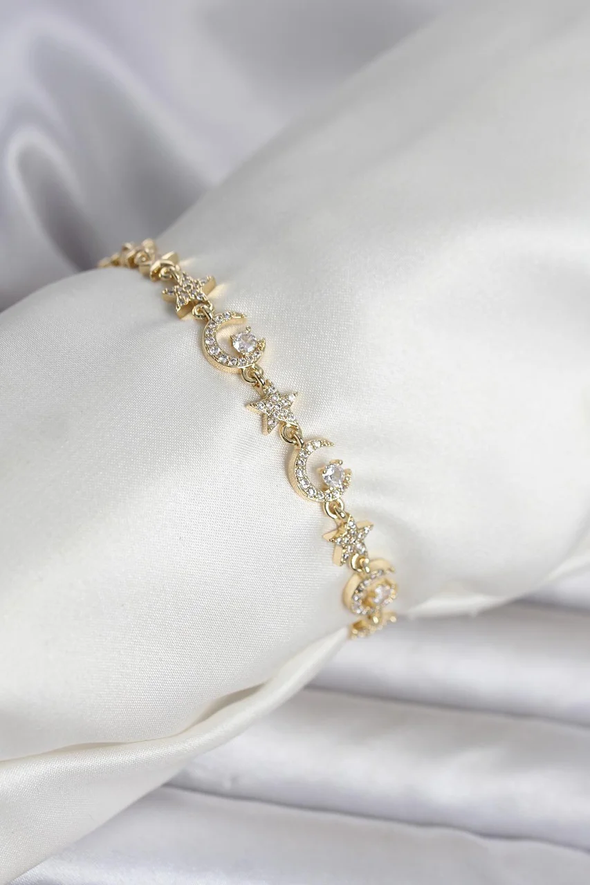 Pirinç Gold Renk Zirkon Taşlı Ay Ve Yıldız Model Kadın Bileklik - Lisinya Diğer