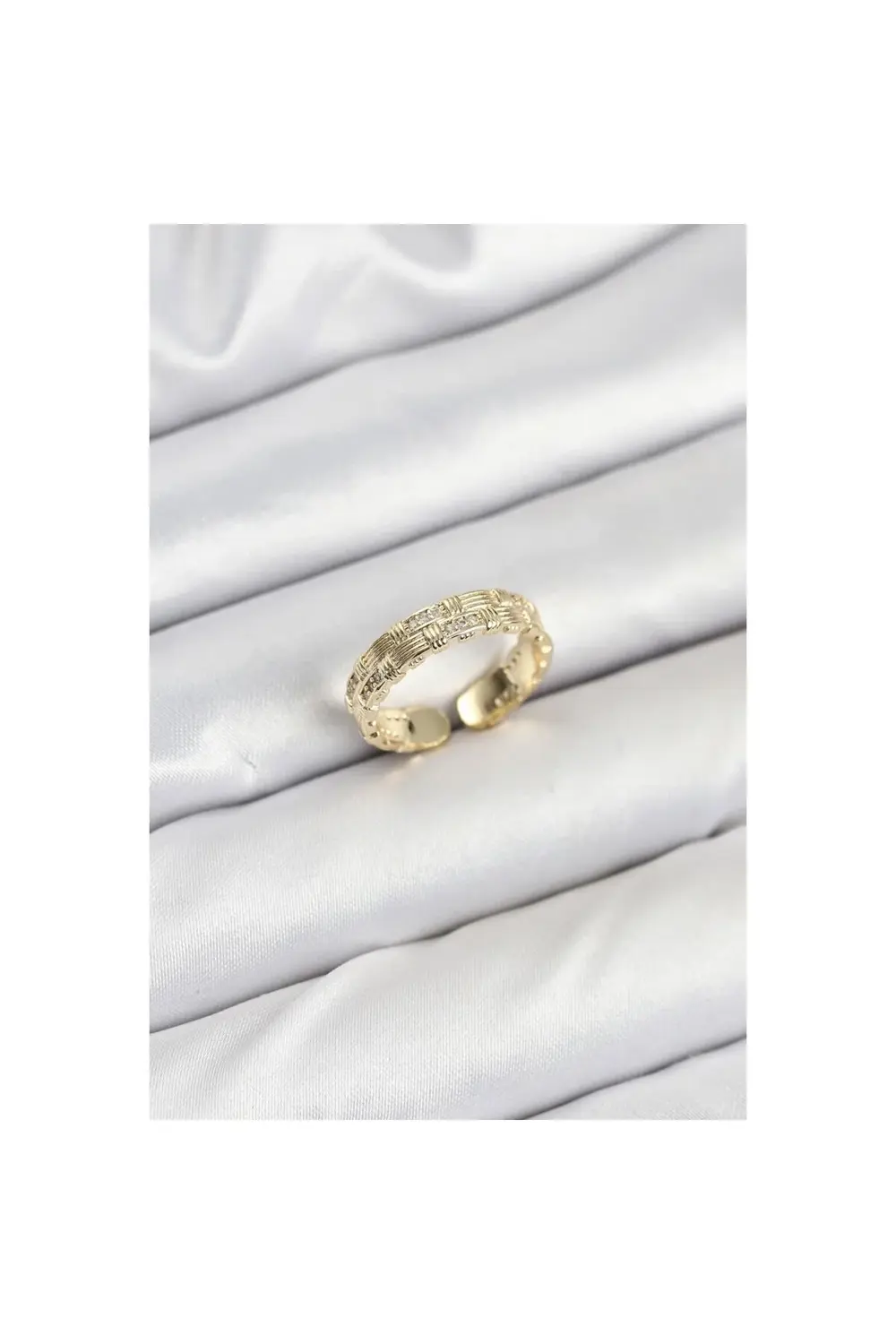 Pirinç Gold Renk Zirkon Taşlı Sırım Kadın Yüzük - Lisinya