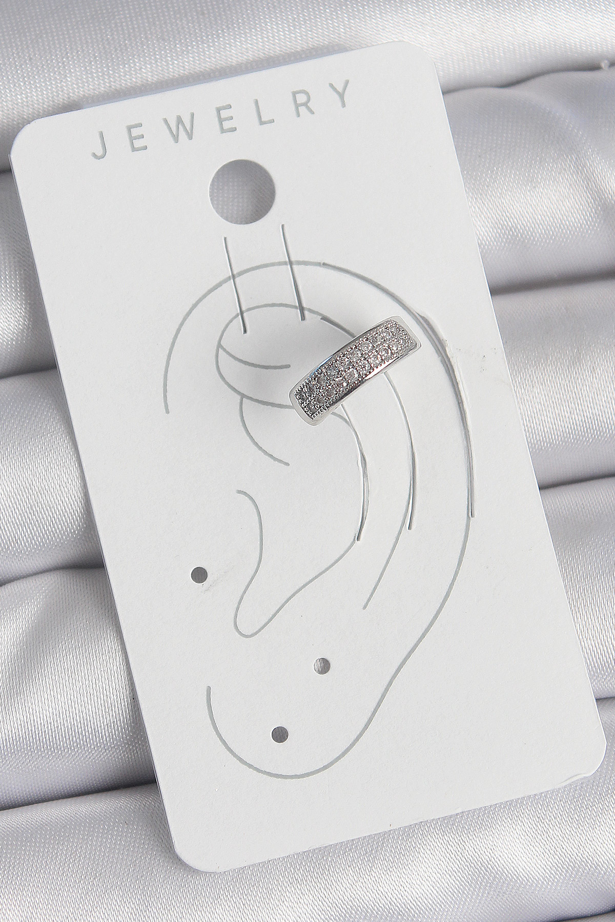 Stillove Pirinç Gümüş Renk Zirkon Taşlı Kıkırdak Model Kadın Küpe Sl11809