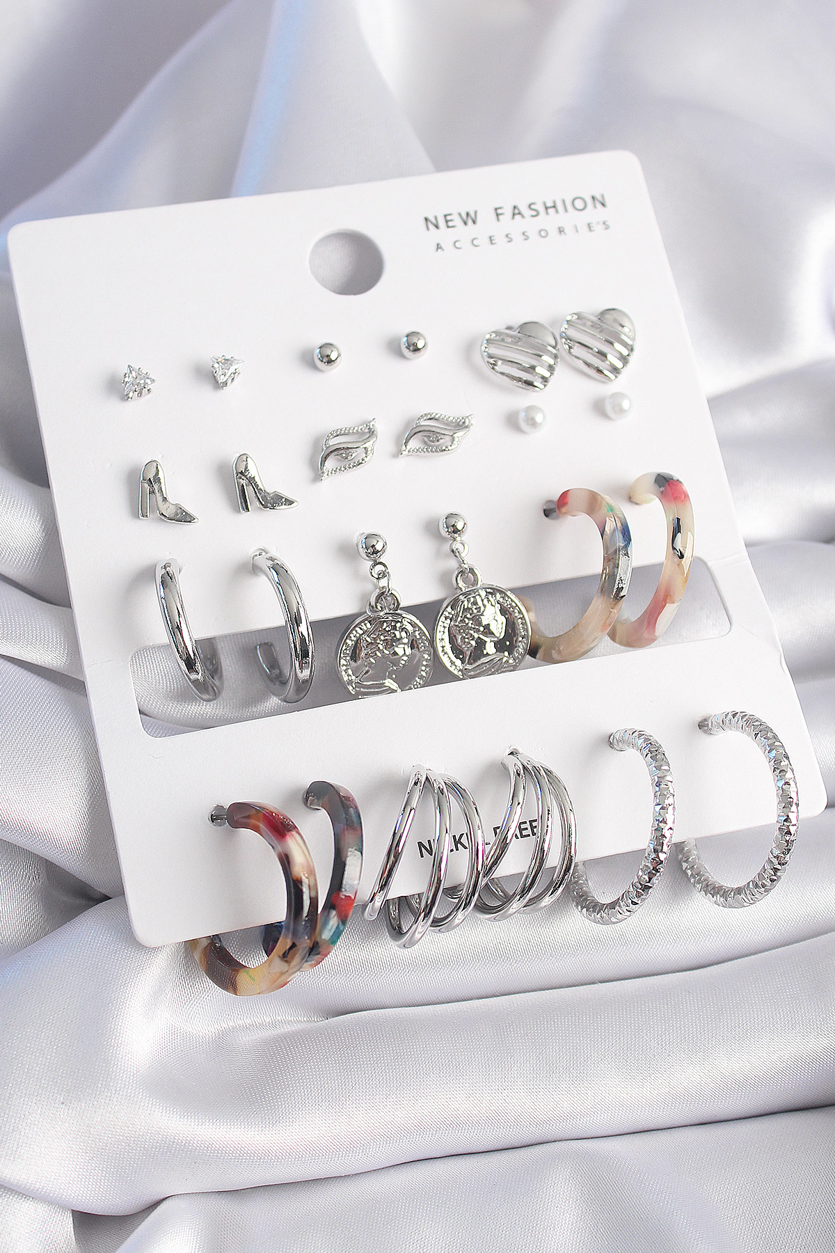 Stillove Pirinç Gümüş Renk Zirkon Taş Detayli 12 Çift Kadin Küpe Sl9126