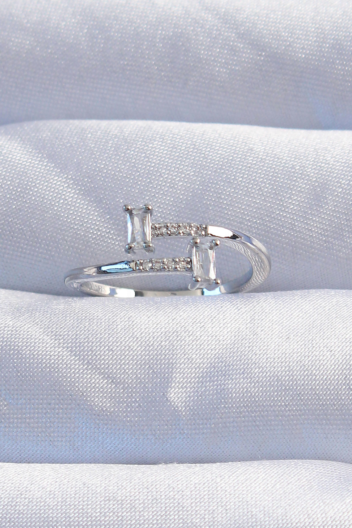 Pirinç Gümüş Renk Zirkon Taşlı Geometrik Ayarlanabilir Yüzük - TJ