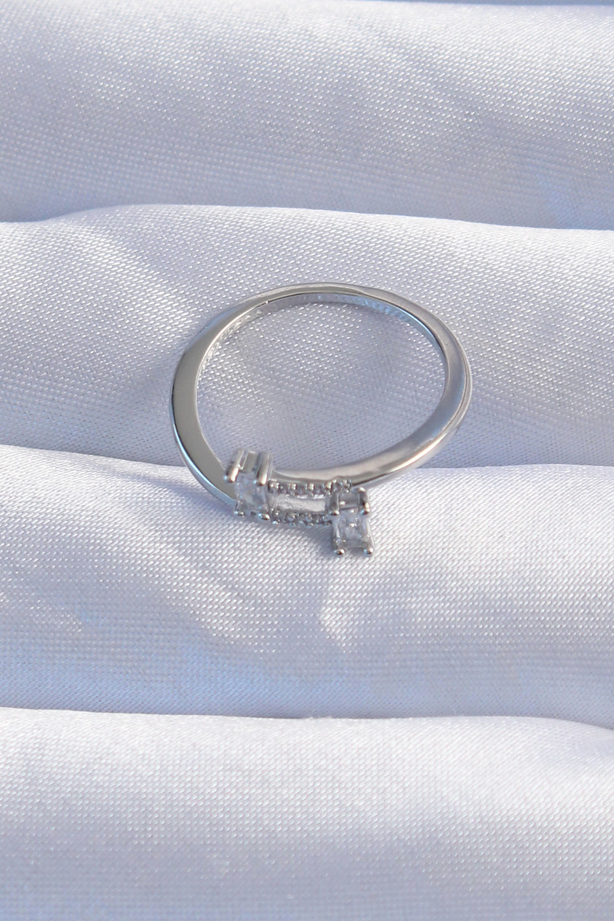 Pirinç Gümüş Renk Zirkon Taşlı Geometrik Ayarlanabilir Yüzük - TJ