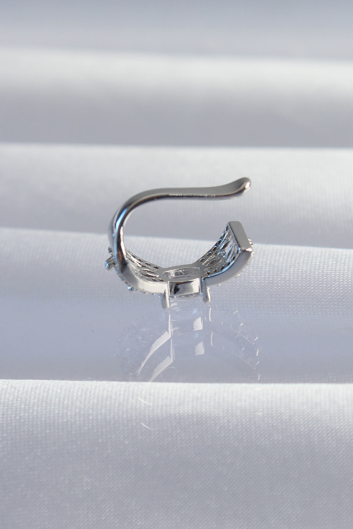 Pirinç Gümüş Renk Zirkon Taş Kaplama Earcuff Küpe SL8427