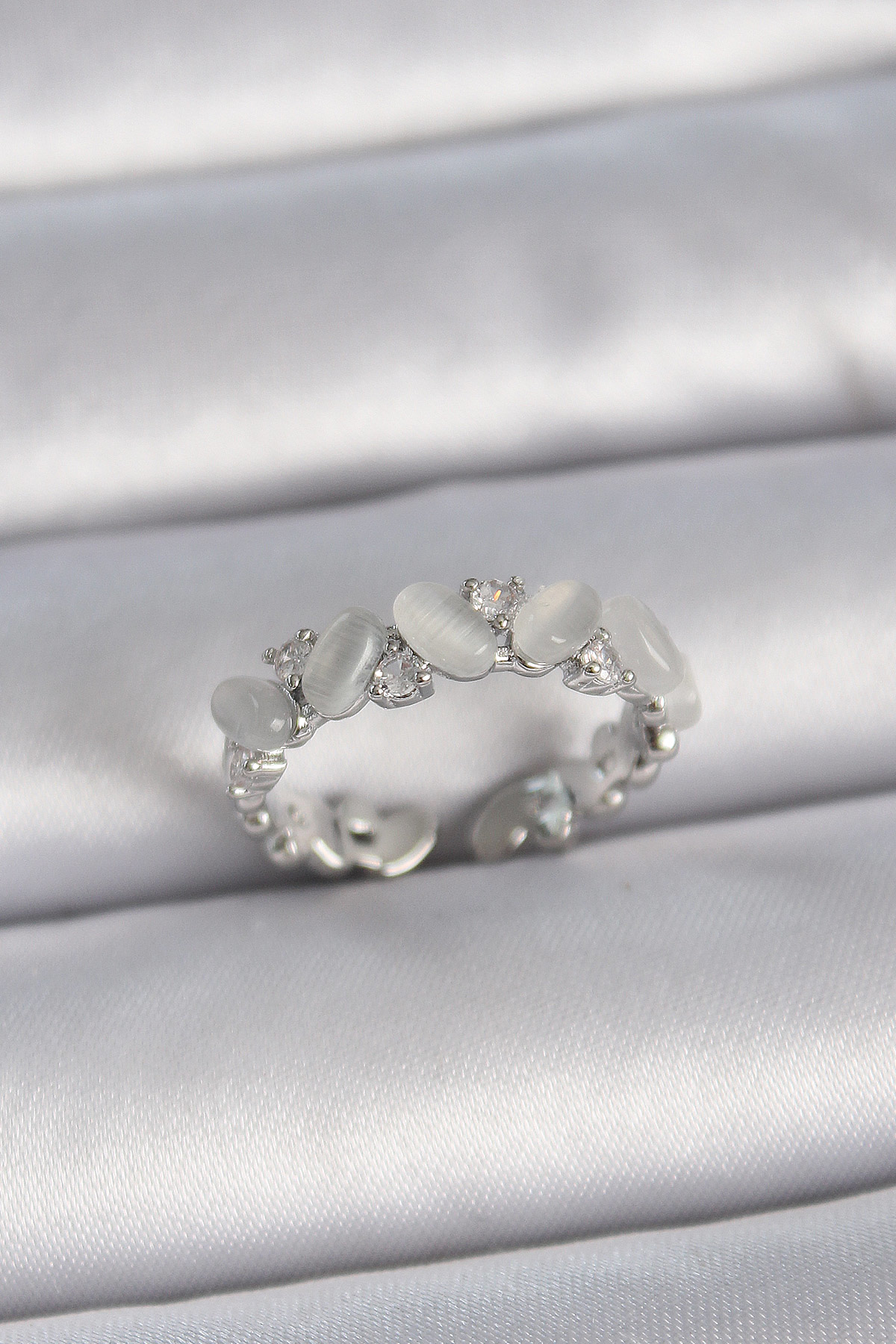 Stillove Pirinç Gümüş Renk Ayarlanabilir Zirkon Taşlı Beyaz Mineli Model K