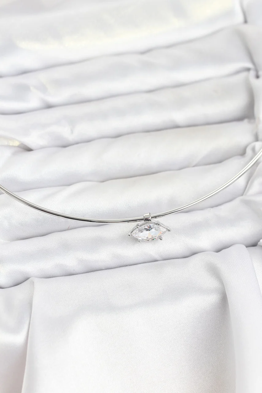 Pirinç Gümüş Renk Choker Model Zirkon Taşlı Kadın Kolye - Lisinya Diğer