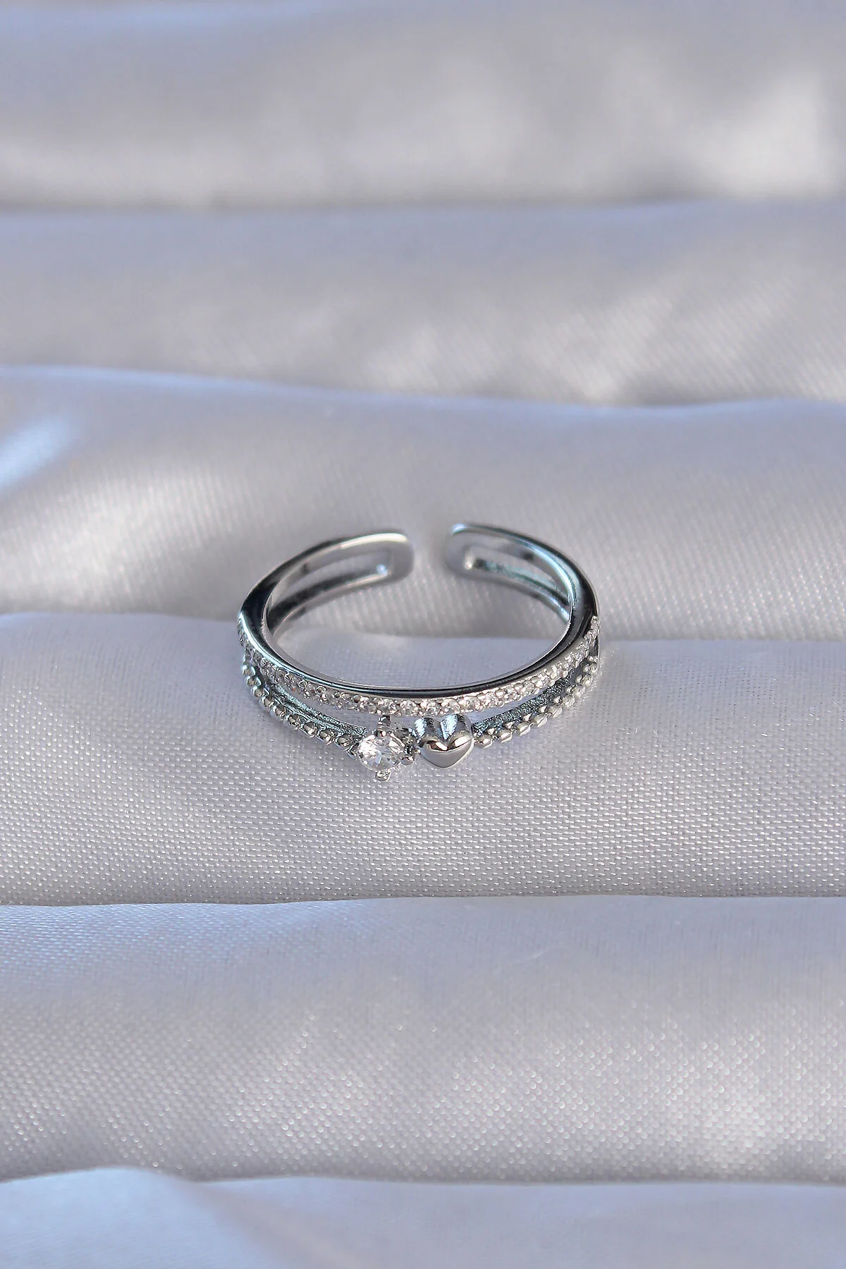 Pirinç Gümüş Renk Zirkon Taşlı Kalpli Su Yolu Model Ayarlanabilir