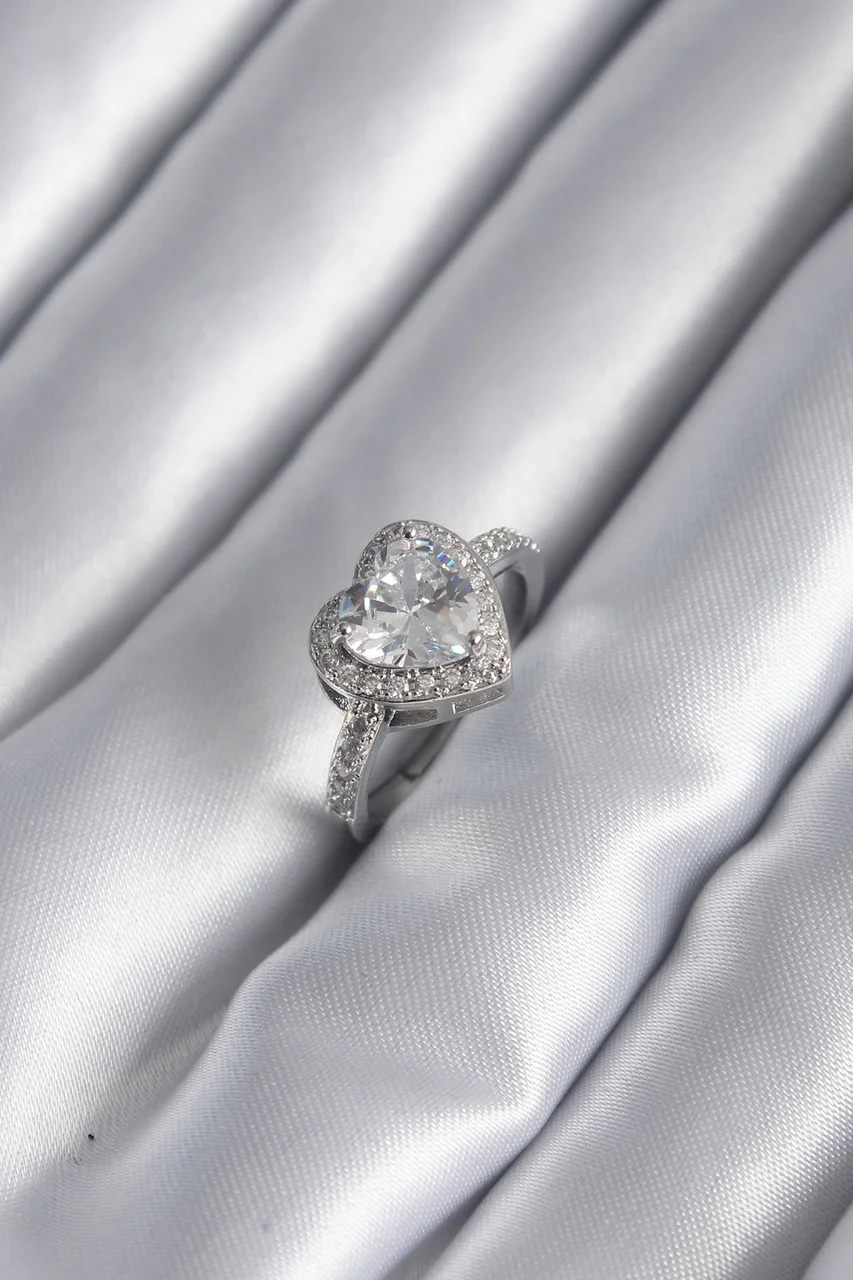 Pirinç Gümüş Renk Zirkon Taş Kalp Charm Model Kadın Yüzük Tj-byk2952 Diğer