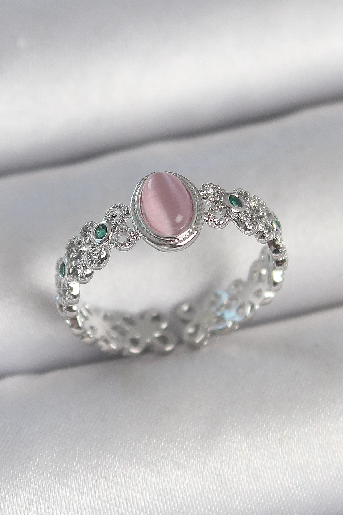 Pirinç Gümüş Renk Zirkon Taş Detaylı Pembe Mineli Damla Model Ayarlanabilir Kadın Yüzük -1492