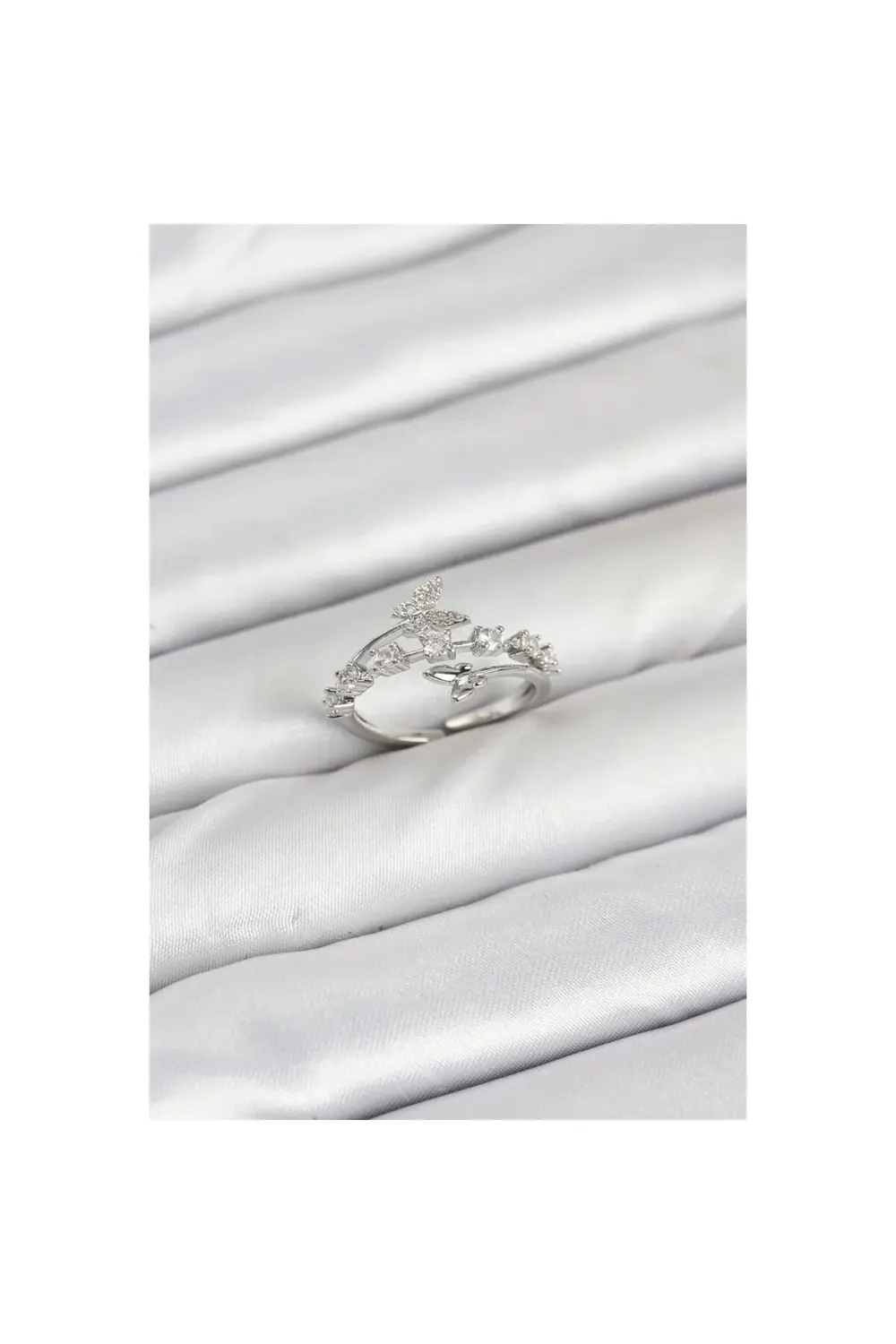 Pirinç Gümüş Renk Zirkon Taşlı Kelebek Model Kadın Yüzük