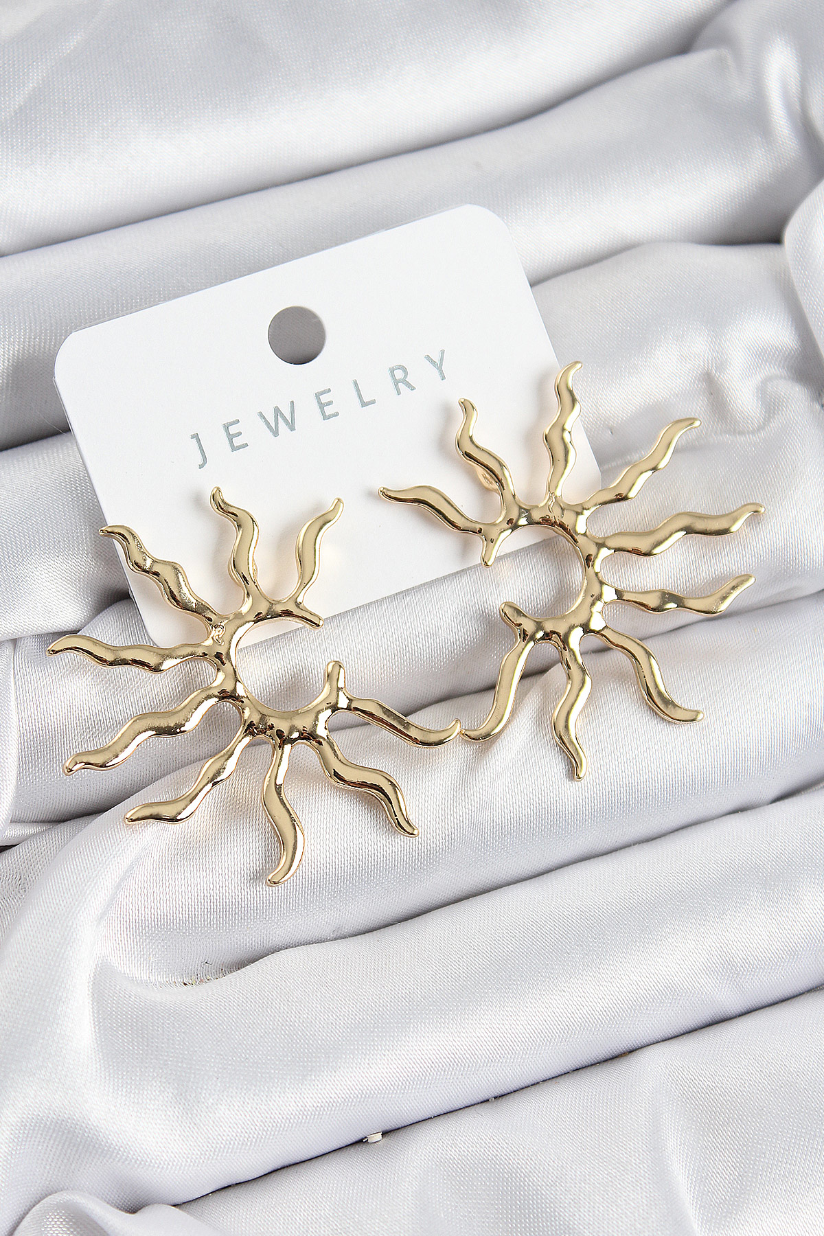 Pirinç Güneş Model Gold Renk Kadın Küpe - TJ-BKP10960 Pirinç Güneş Model Gold Renk Kadın Küpe - TJ-BKP10960
