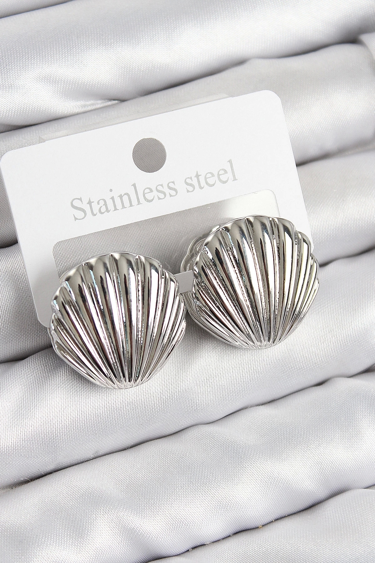 Butik Pirinç İstiridye Model Gümüş Renk Kadın Küpe