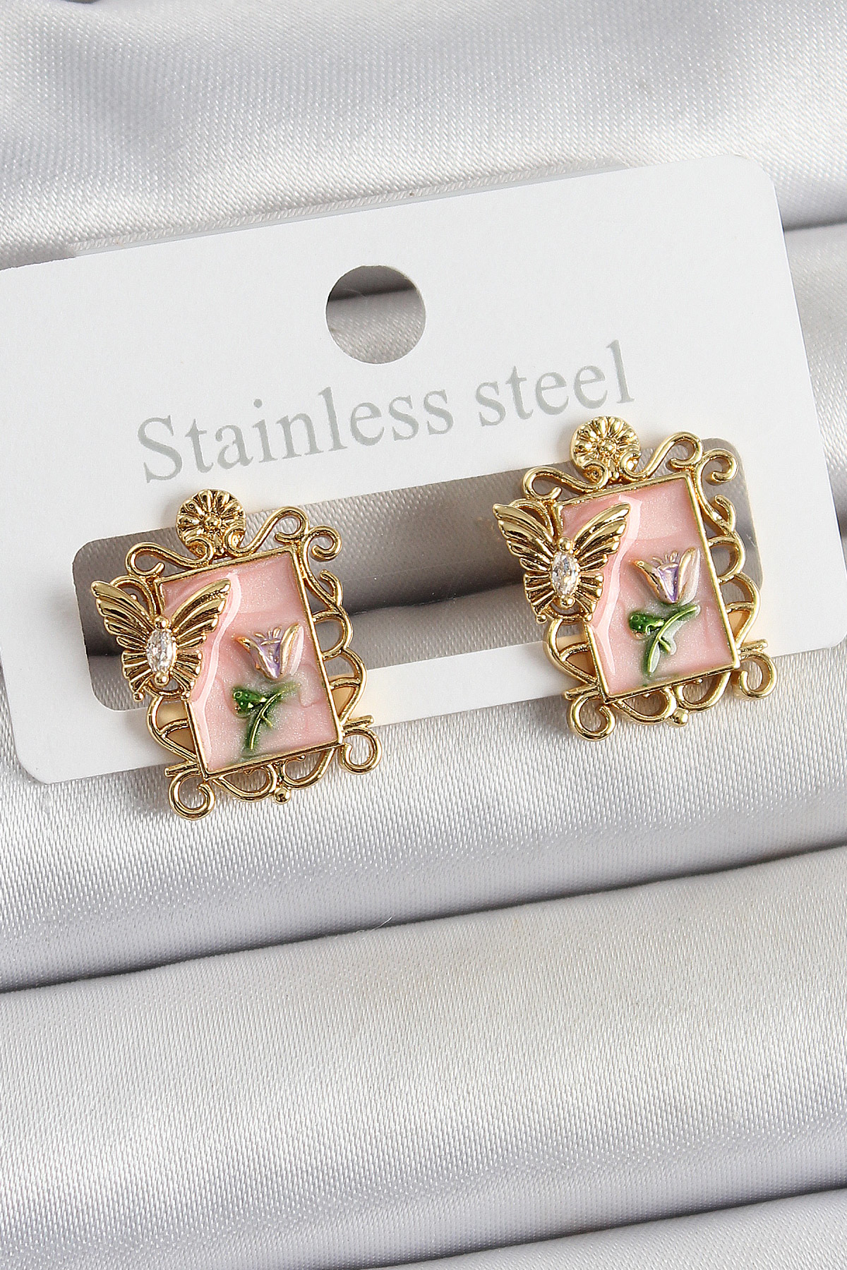 Pirinç Pembe Mineli Sanatsal Portre Model Gold Renk Kadın Küpe SL