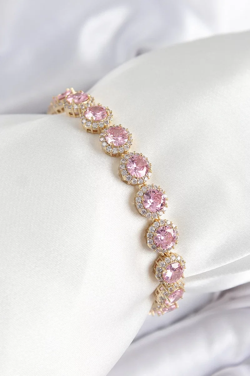 Pirinç Pembe Zirkon Taşlı Daire Baget Model Gold Renk VIP Seri Kadın Bileklik - Lisinya Fiyatı, Yorumları ve Özellikleri