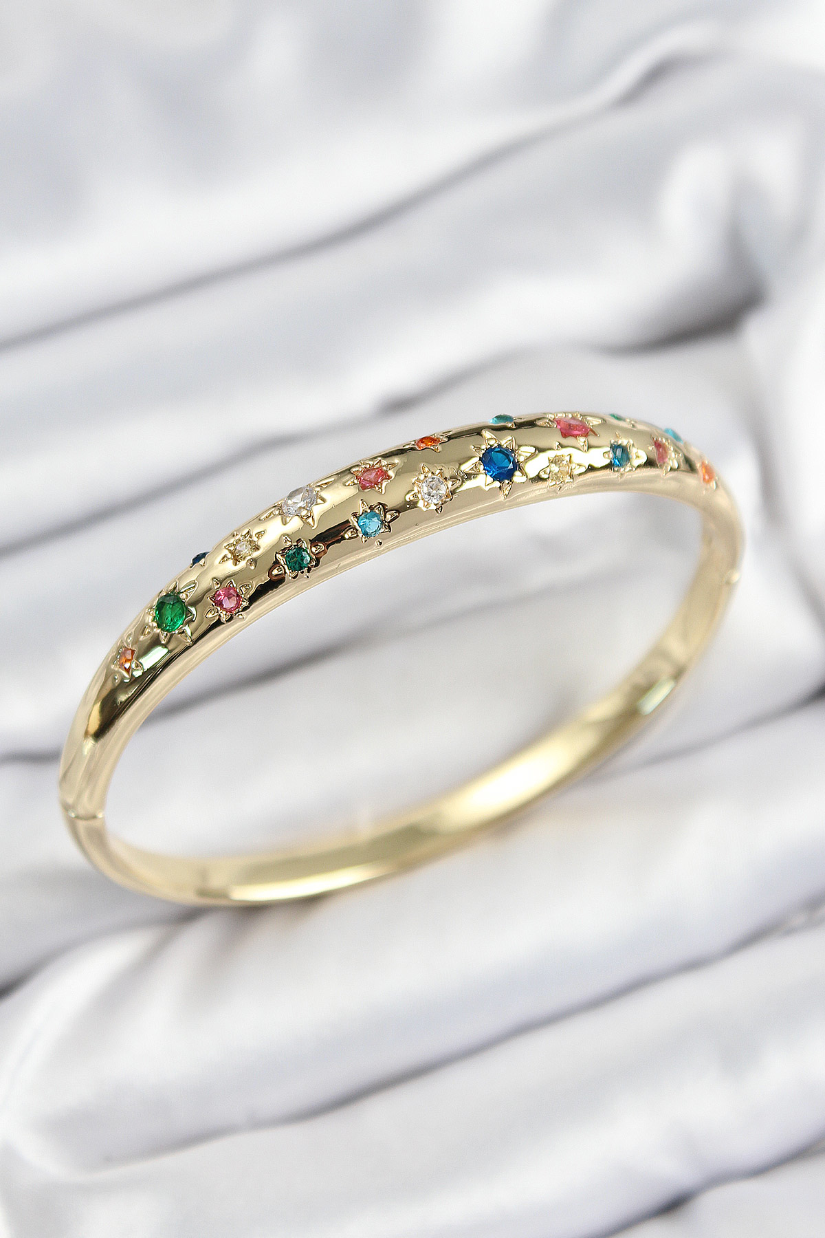 Pirinç Renkli Zirkon Taşlı Kutup Yıldızı Model Gold Renk Kadın Ke