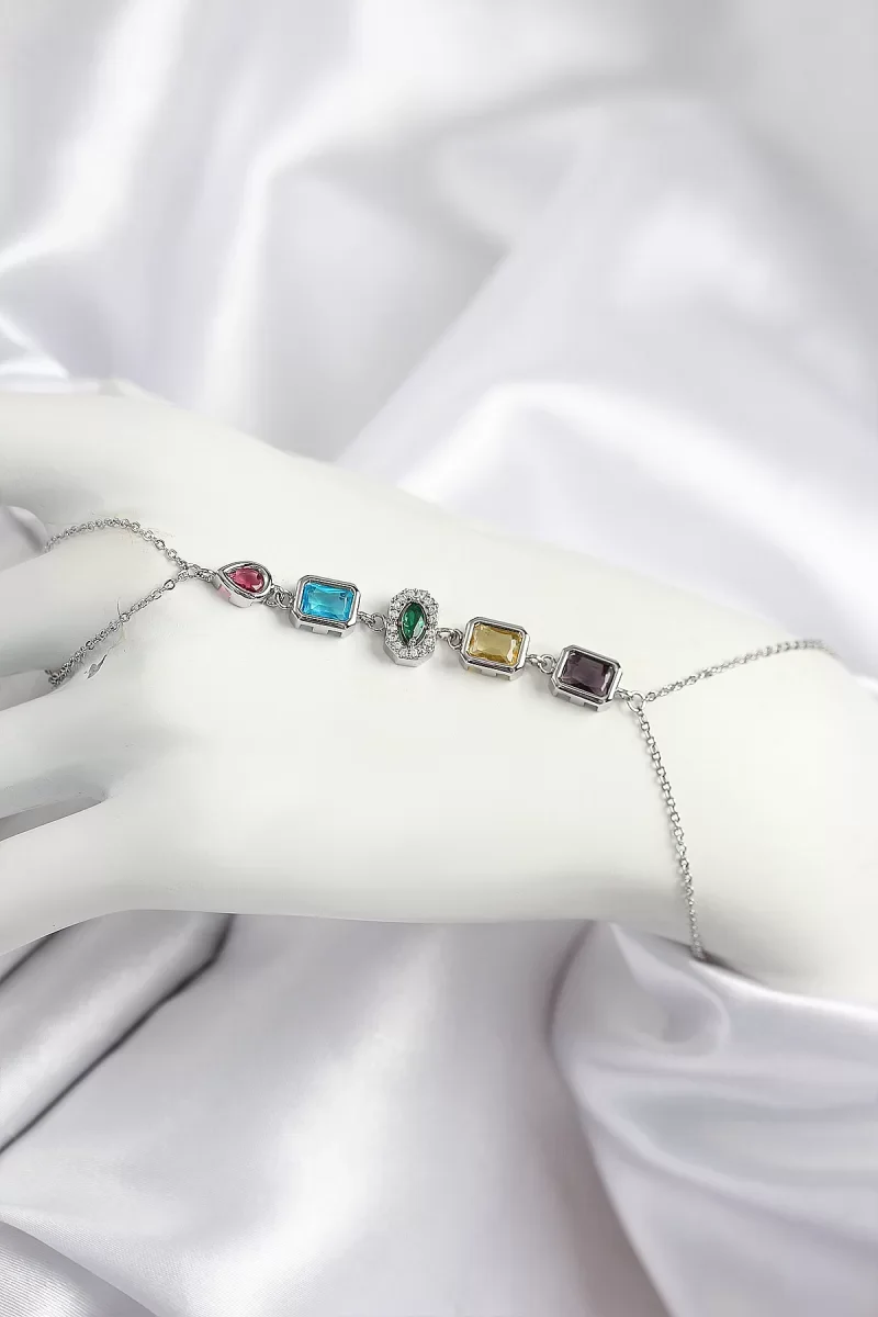 Pirinç Renkli Zirkon Taşlı Model Gümüş Renk Şahmeran - Lisinya