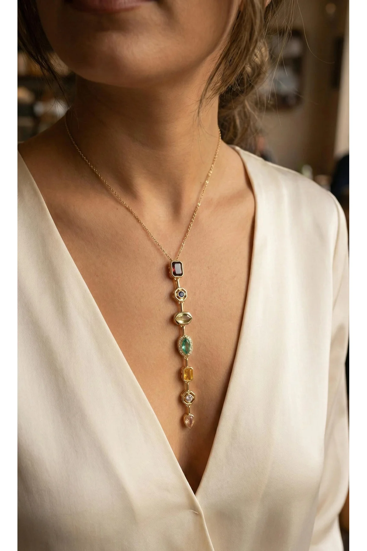 Pirinç Renkli Zirkon Taşlı Model Gold Renk 7 Element Kadın Y Koly