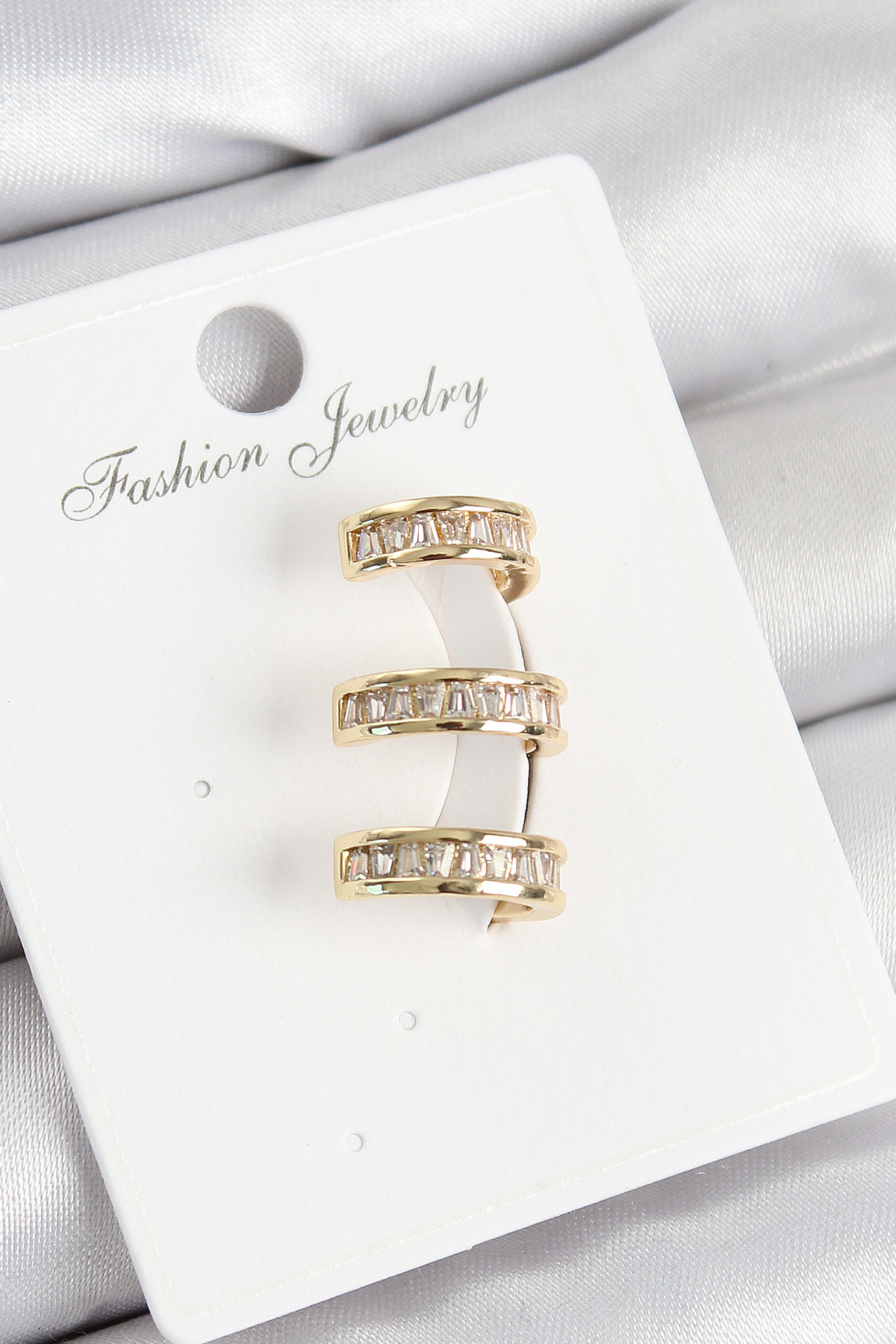 Pirinç Su Yolu Model Gold Renk Sağ Kıkırdak Küpe - TJ-BKP10990 Pirinç Su Yolu Model Gold Renk Sağ Kıkırdak Küpe - TJ-BKP10990