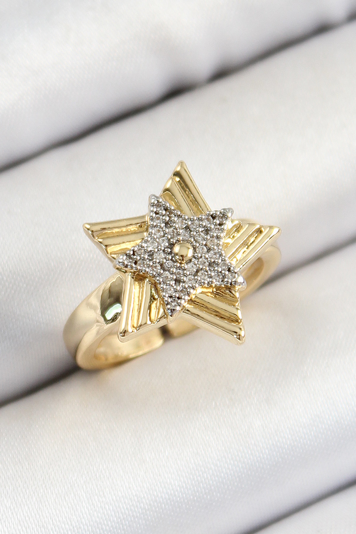 Pirinç Zirkon Taşlı Yıldız Model Gold Ve Gümüş Renk Kadın Yüzük -