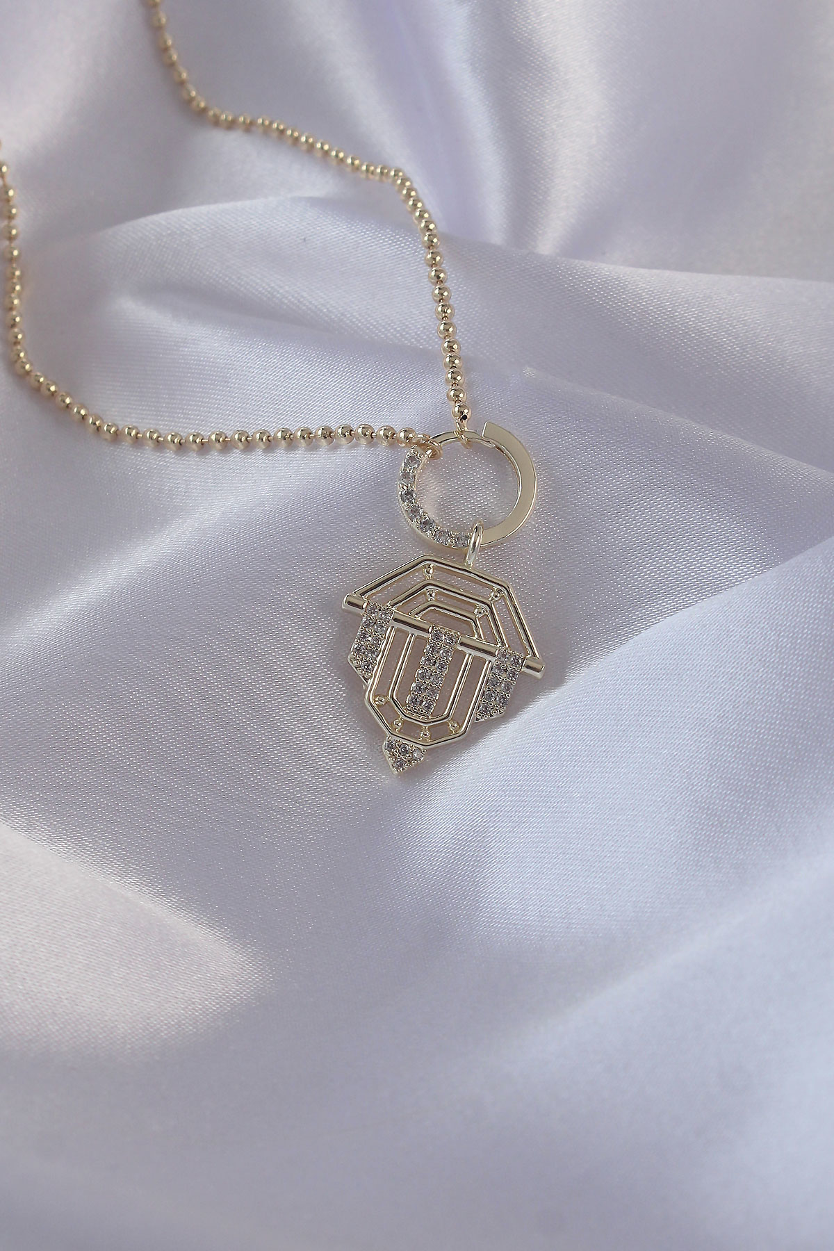 Pirinç Zirkon Taşlı Gold Renk Oval Detaylı Serenay Kolyesi - TJ-B