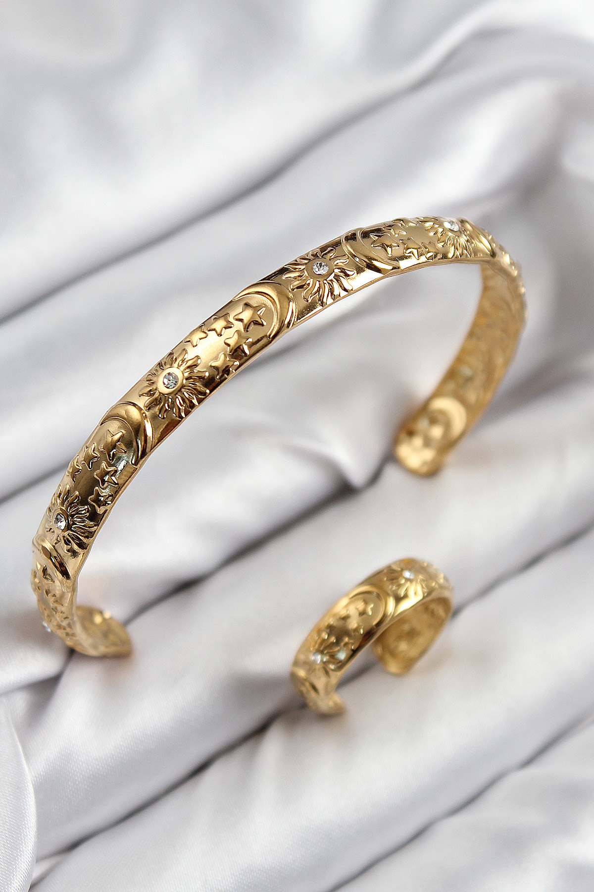 Pirinç Zirkon Taşlı Vintage Model Gold Renk Bileklik Yüzük Set - Pirinç Zirkon Taşlı Vintage Model Gold Renk Bileklik Yüzük Set -