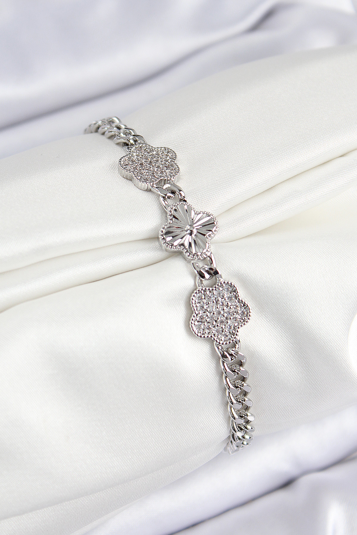 Pirinç Zirkon Taşlı Yonca Model Gümüş Renk Kadın Bileklik - TJ-BB