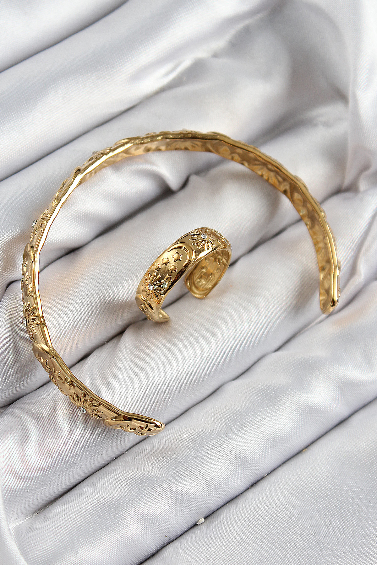 Pirinç Zirkon Taşlı Vintage Model Gold Renk Bileklik Yüzük Set - Pirinç Zirkon Taşlı Vintage Model Gold Renk Bileklik Yüzük Set -