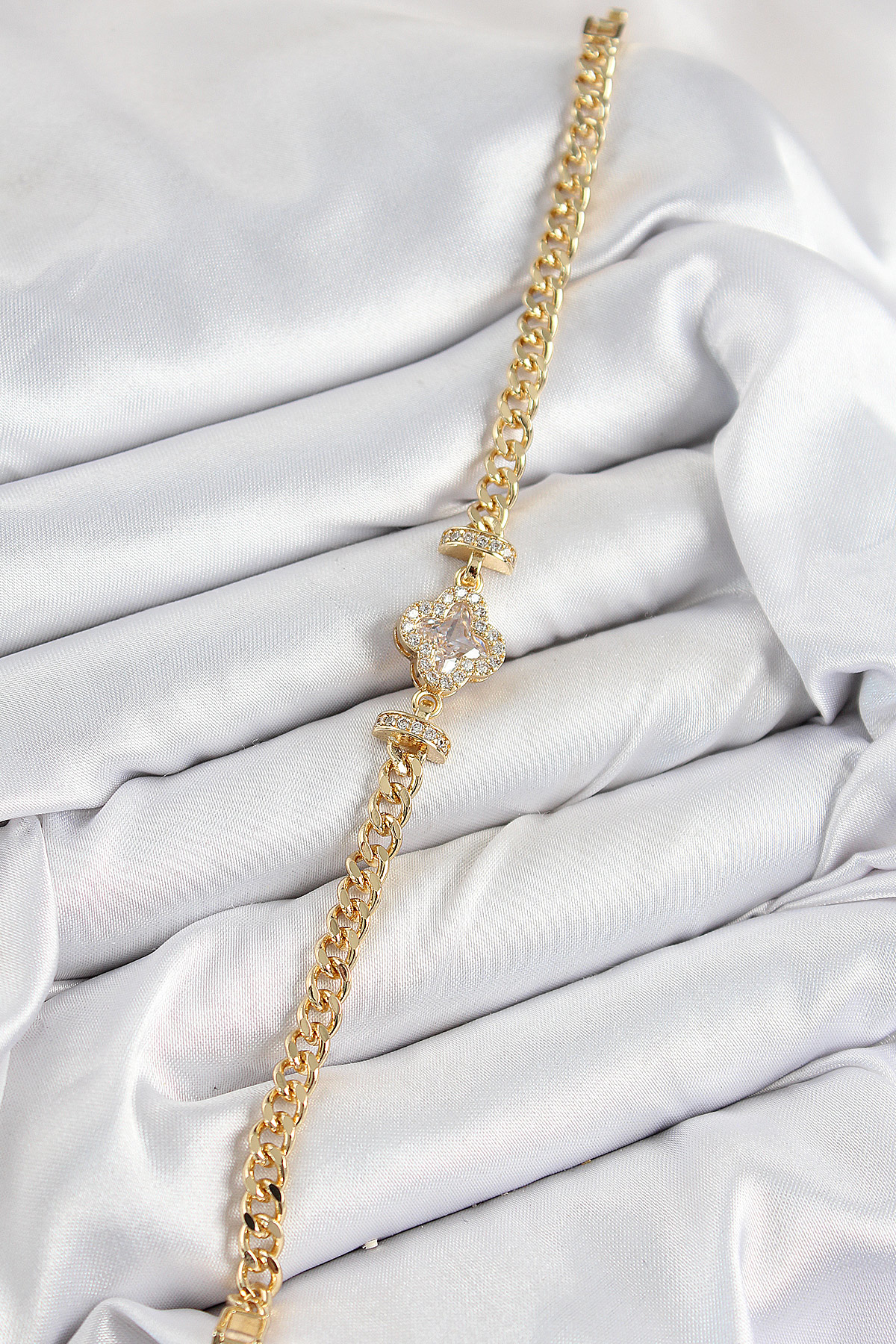 Pirinç Zirkon Taşlı Yonca Model Gold Renk Kadın Bileklik - TJ-BB7