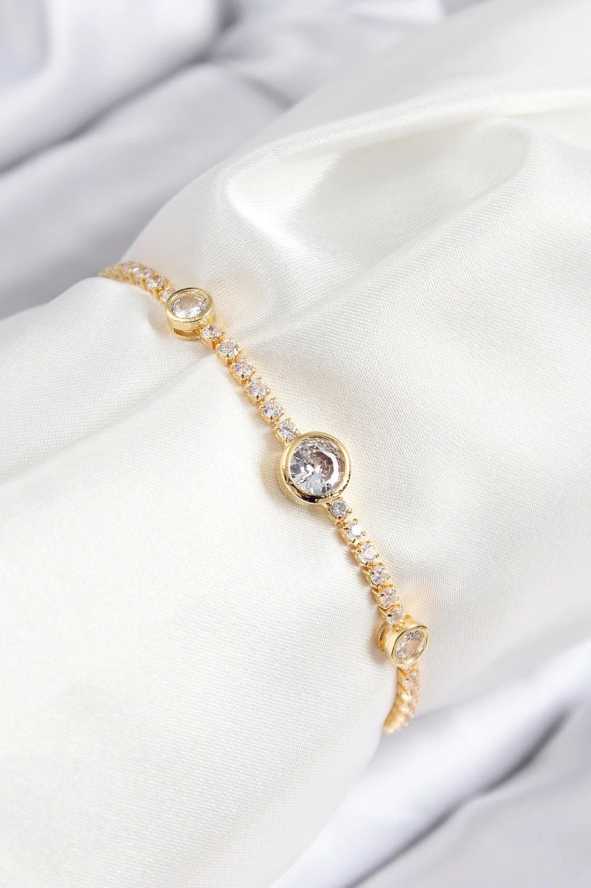 Pirinç Zirkon Taşlı Daire Model Gold Renk Asansörlü Kadın Bileklik - Lisinya Diğer