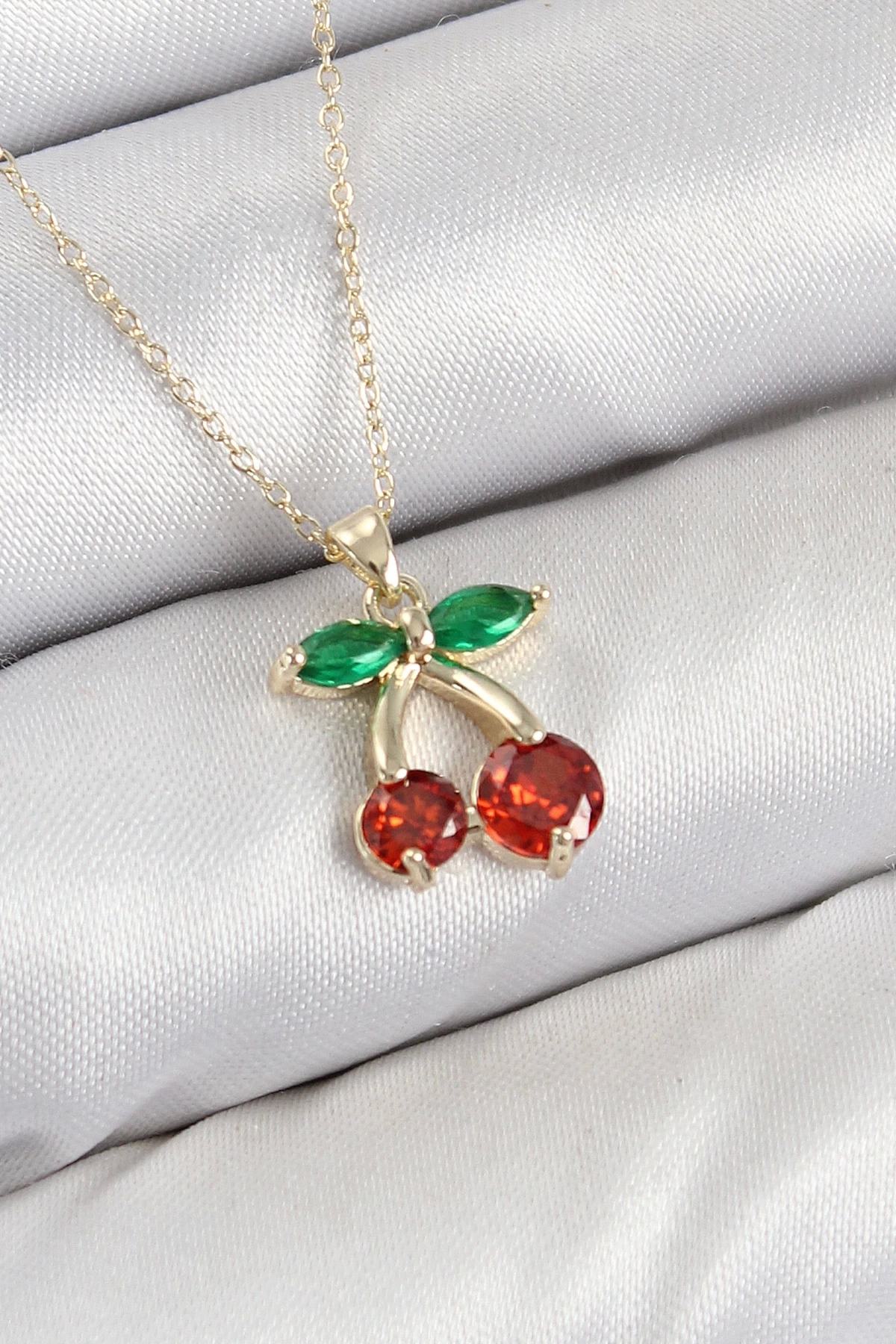 Butik Pirinç Zirkon Taşlı Kiraz Model Gold Renk Kadın Kolye