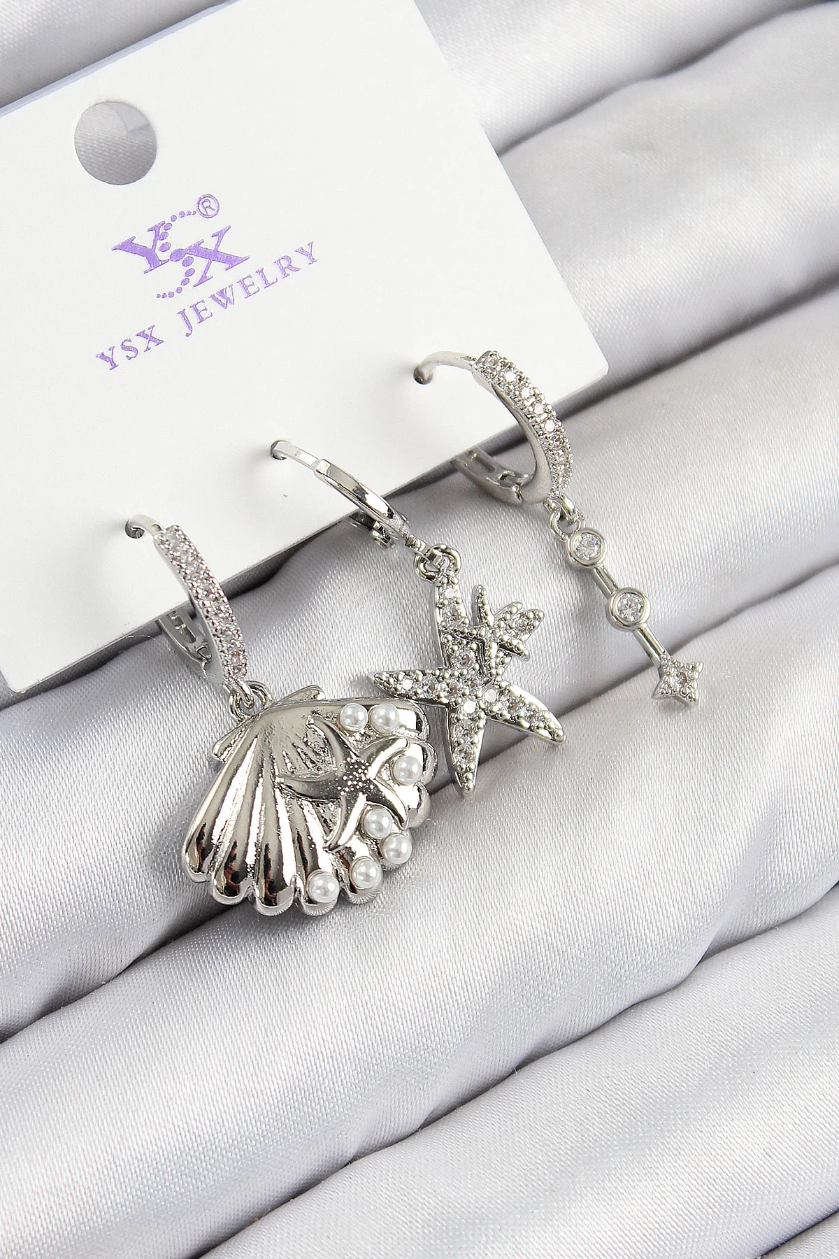Pirinç Zirkon Taşlı 3'lü Yıldız Ve İstiridye Gümüş Renk Kadın Küpe