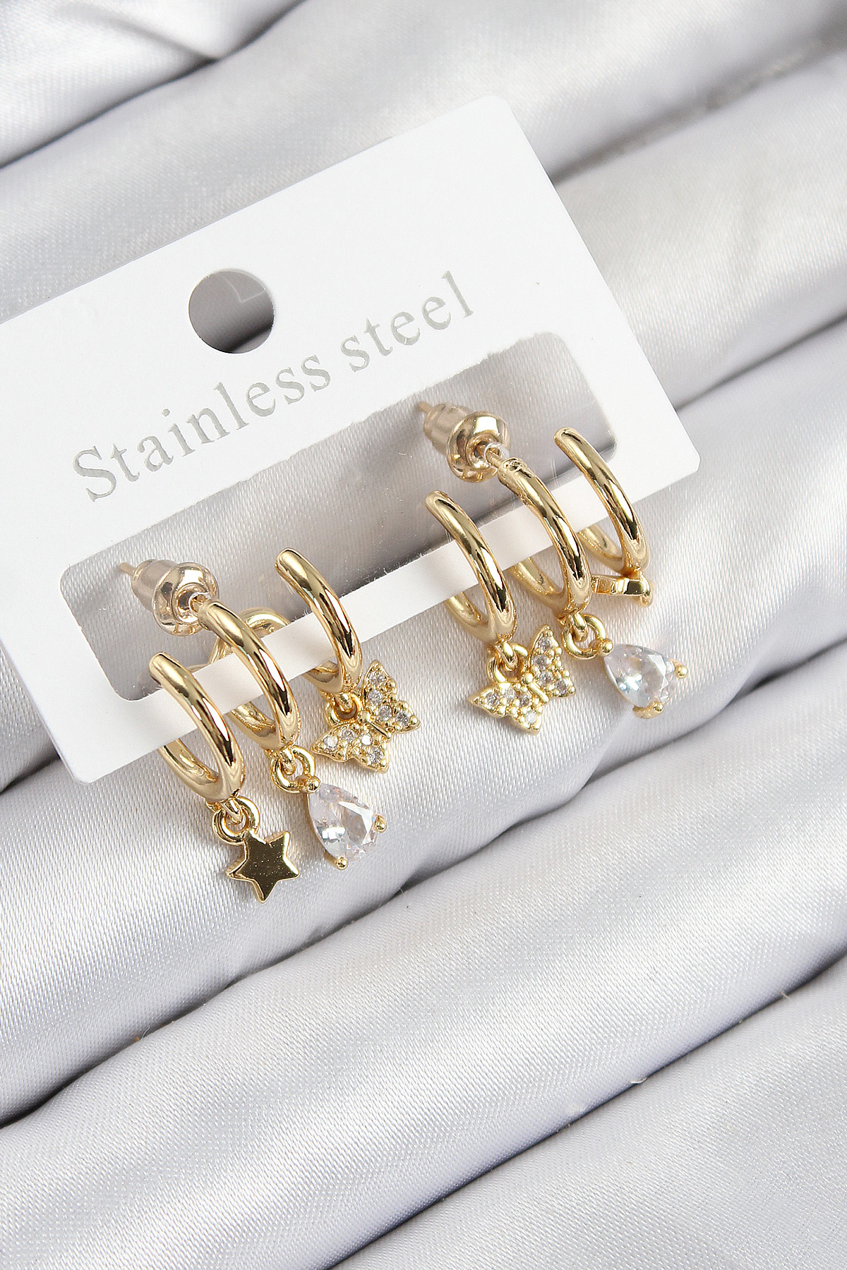 Pirinç Zirkon Taşlı Yıldız Ve Kelebek Model Gold Renk Kadın Küpe